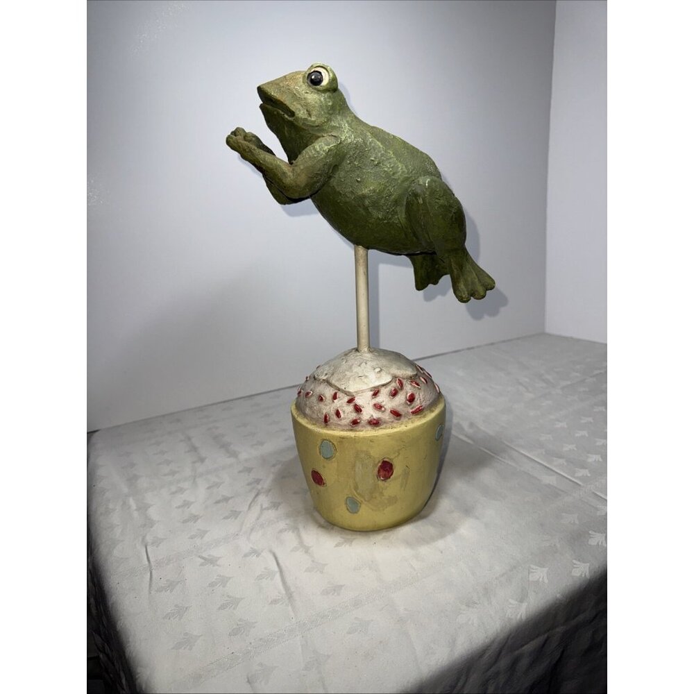 Large 14” Whimsical Garden Frog Cupcake Polkadot Childs Statue Cottagecore - Picture 5 of 6